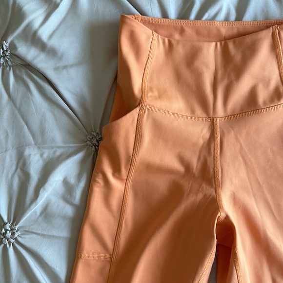 High rise orange biker shorts with pockets (Girlfriend collective) NEVER WORN - Picture 3 of 4